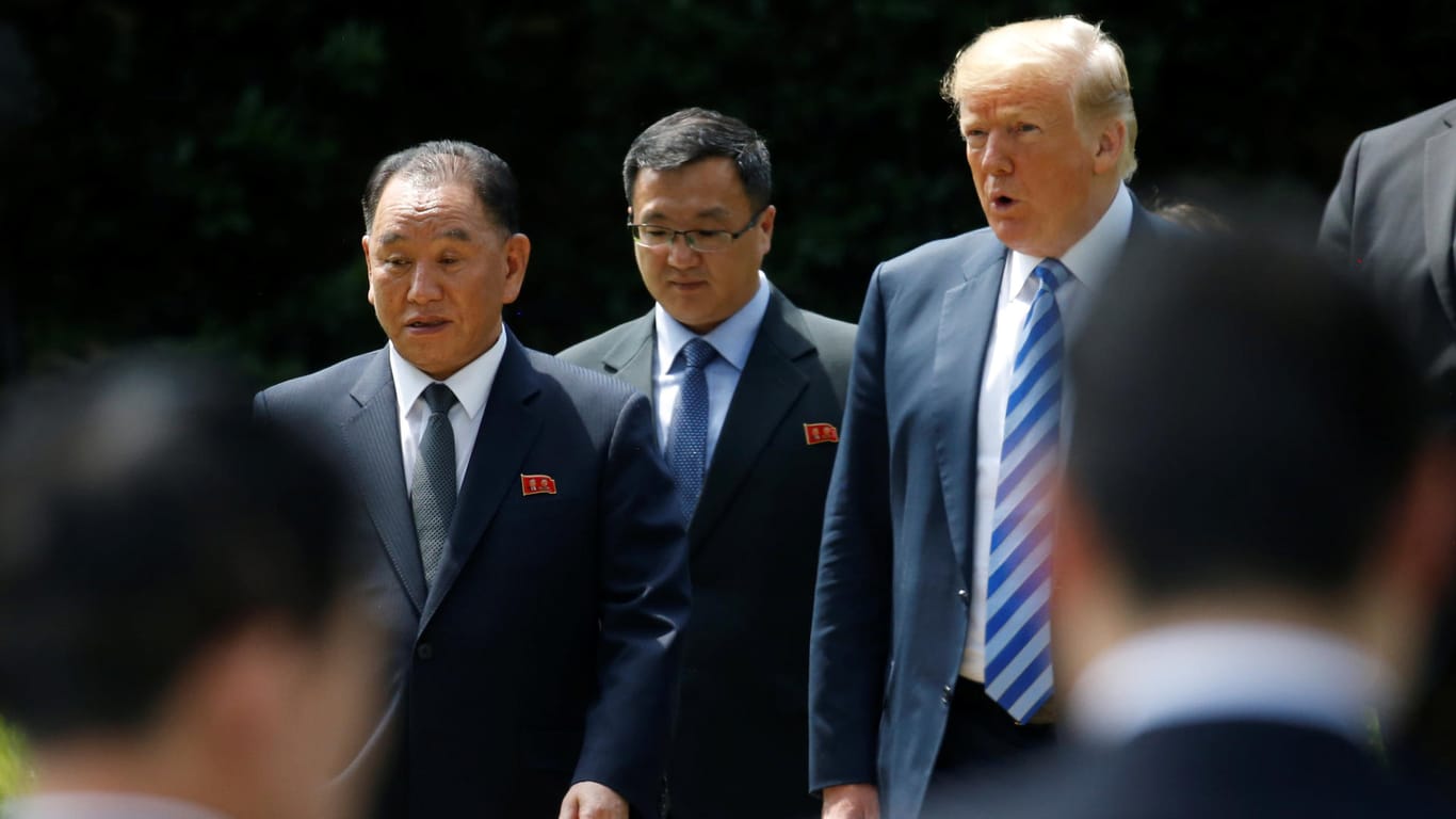 Bemerkenswerter Besuch: Donald Trump mit Kim Jong Chol, Kim Jong Uns Nummer Zwei, im Garten des Weißen Hauses.