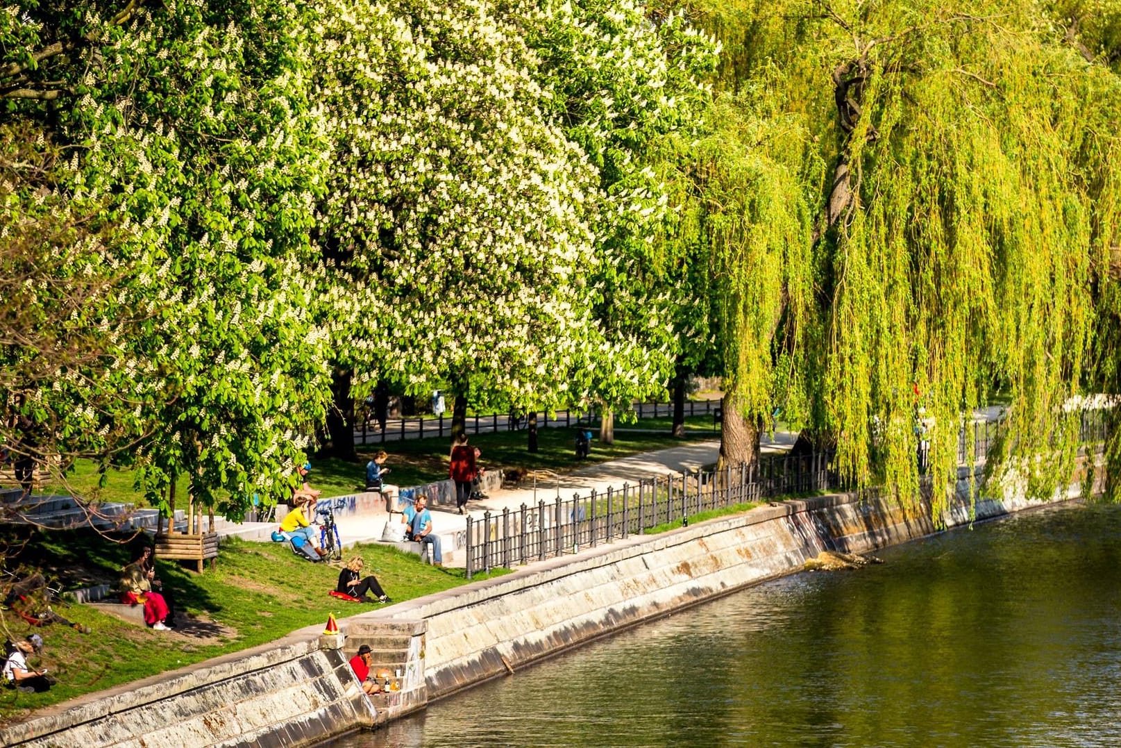 Der Landwehrkanal im Berliner Stadtteil Kreuzberg.