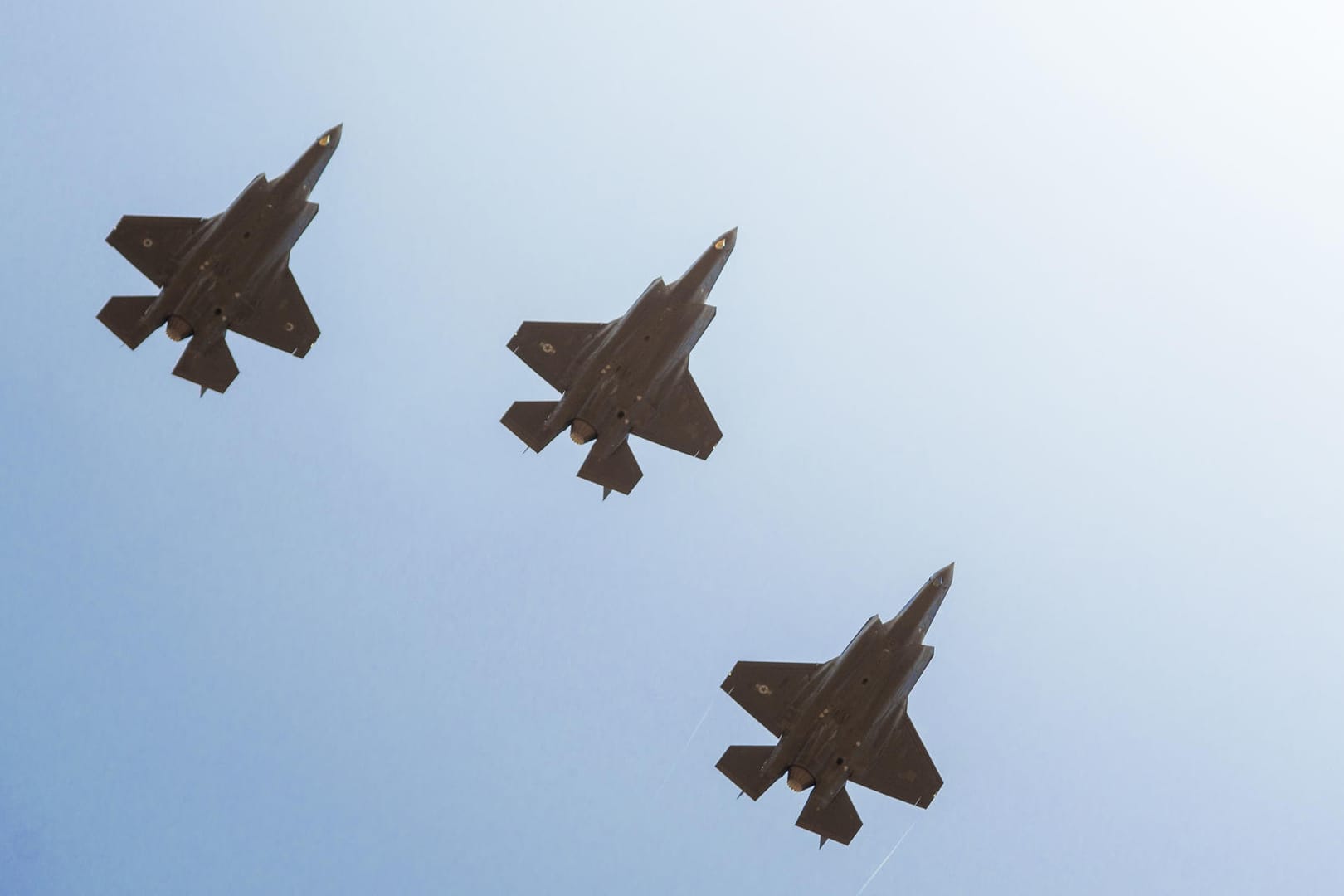 Israelische Kampfjets auf einer Archivaufnahme: Die Armee hat Stellungen der islamistischen Hamas angegriffen.