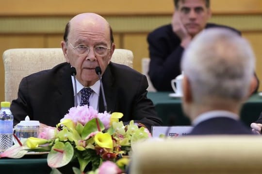 US-Wirtschaftsminister Wilbur Ross führt Gespräche in Peking.