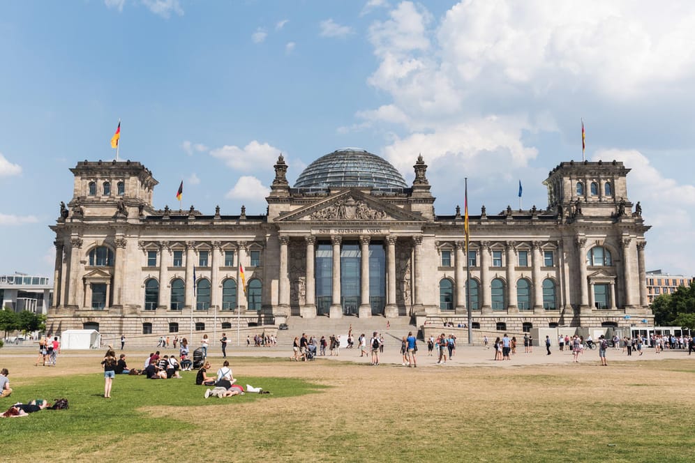 Der Reichstag in Berlin: Viele Deutsche wünschen sich eine neue Partei.