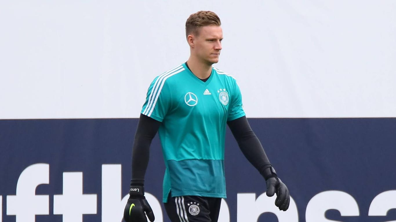 Bernd Leno: Der Torhüter steht noch bei Bayer Leverkusen unter Vertrag, wird aber mit einem Wechsel ins Ausland in Verbindung gebracht.