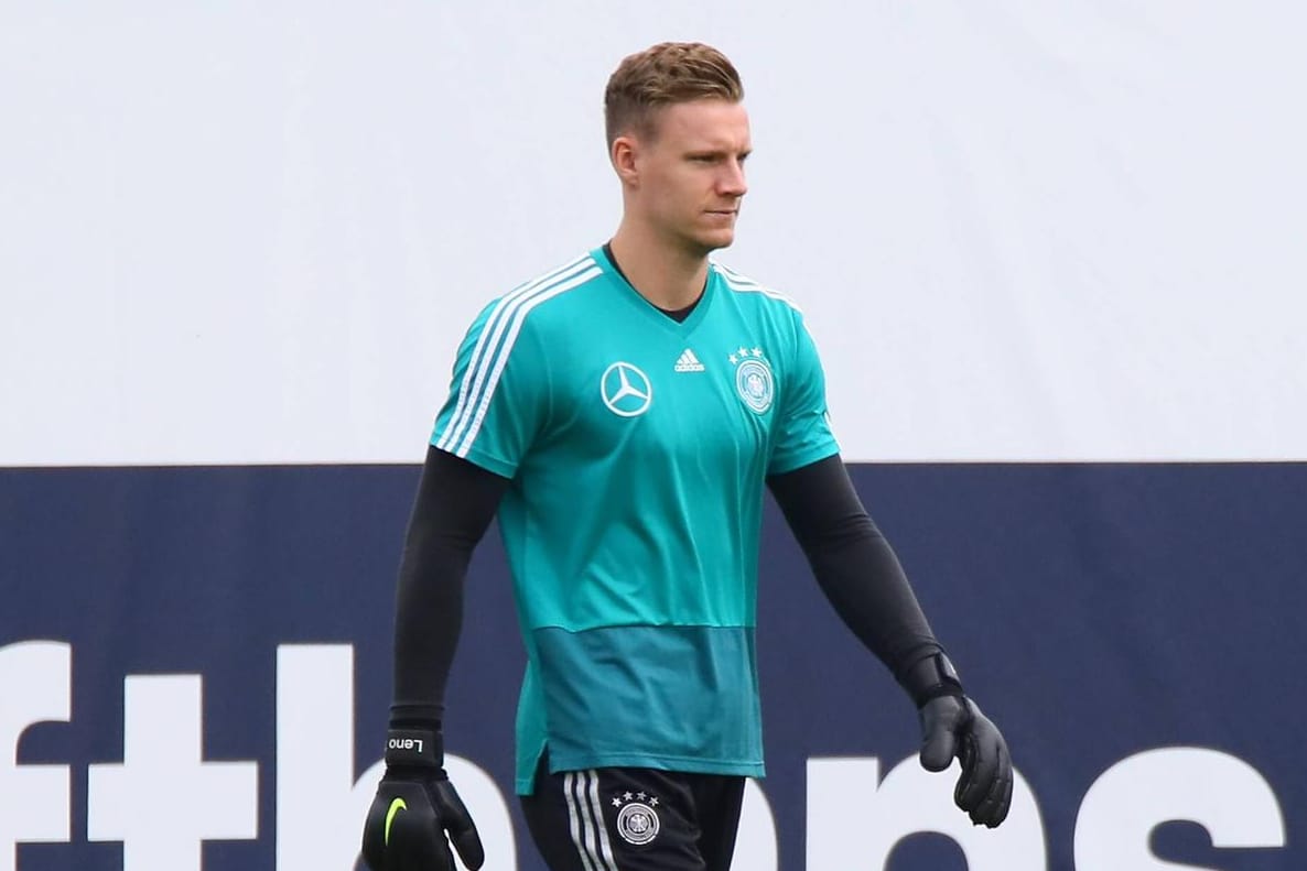 Bernd Leno: Der Torhüter steht noch bei Bayer Leverkusen unter Vertrag, wird aber mit einem Wechsel ins Ausland in Verbindung gebracht.