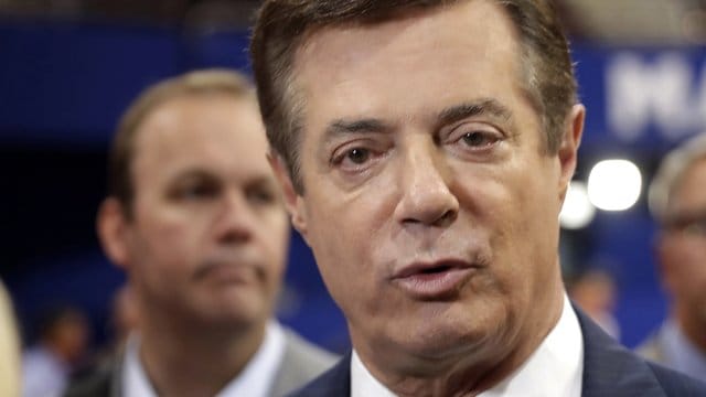 Er hat sich wohl erwischen lassen: Paul Manafort soll aus dem Hausarrest heraus versucht haben, Zeugen zu Falschaussagen zu bewegen. Er hat sich wohl erwischen lassen: Paul Manafort soll aus dem Hausarrest heraus versucht haben, Zeugen zu Falschaussagen zu bewegen.