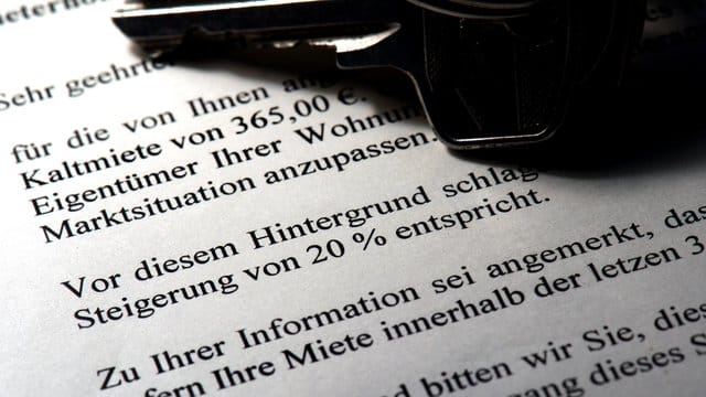 Der Wohnraummangel gilt in gefragten Gegenden als Hauptgrund für Preissteigerungen. Der Wohnraummangel gilt in gefragten Gegenden als Hauptgrund für Preissteigerungen.