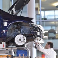 E-Golf Produktion in der Gläsernen Manufaktur von Volkswagen in Dresden