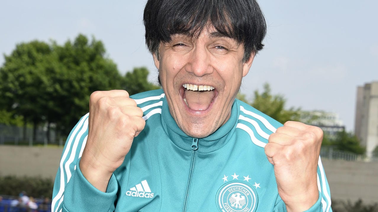 Matze Knop: Als Bundestrainer Joachim Löw hat er zur Fußballweltmeisterschaft Hochkonjunktur.