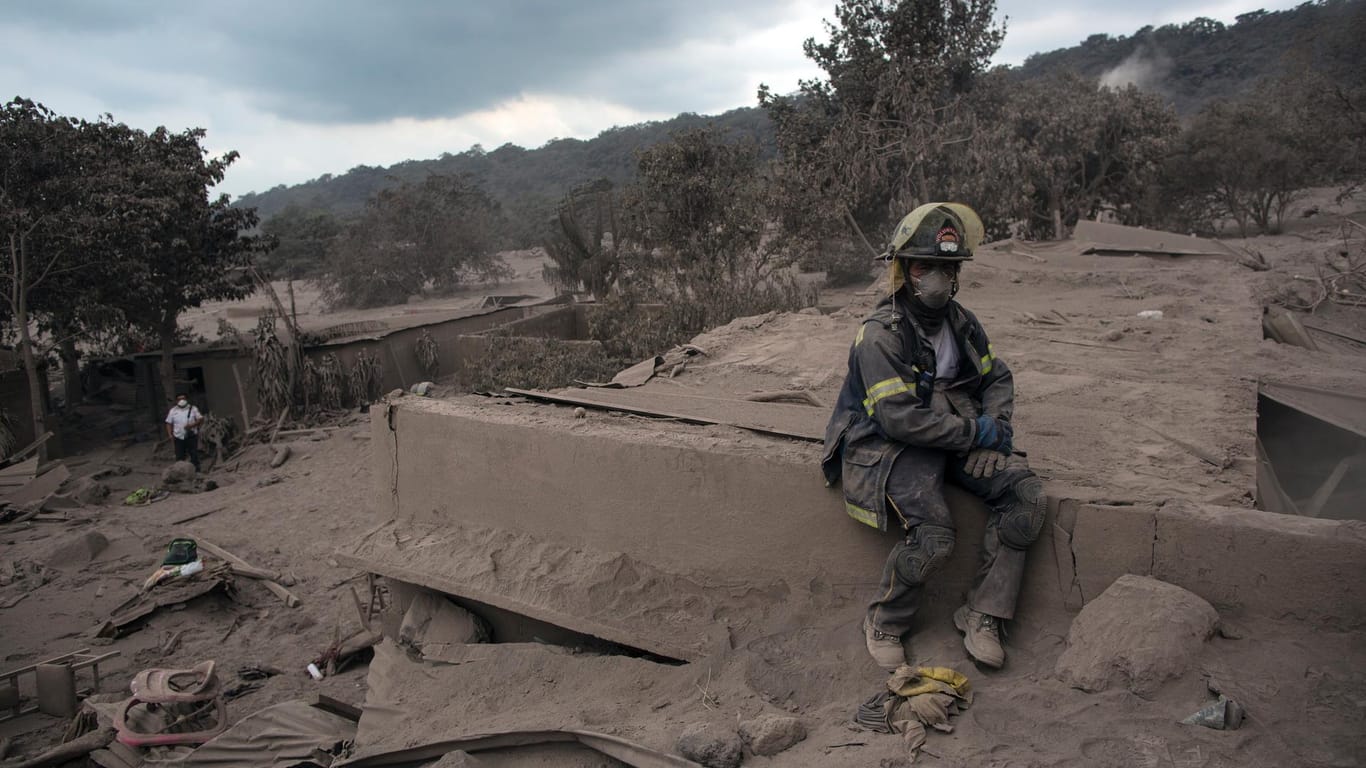 Nach dem Ausbruch des Feuervulkans in Guatemala