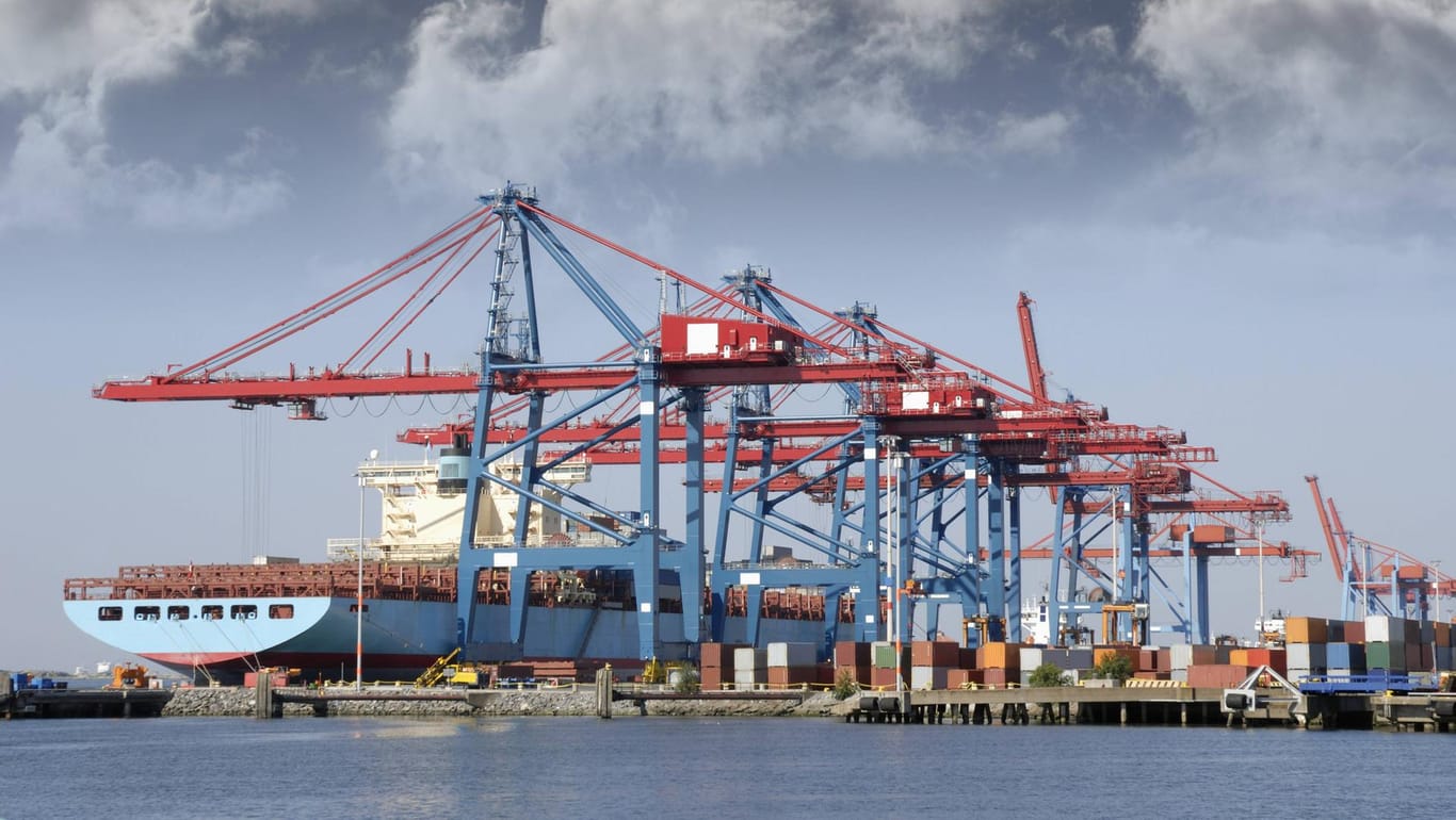 Containerschiff im Überseehafen Bremerhaven: Ökonomen empfehlen der EU, sich andere Handelspartner als die USA zu suchen.