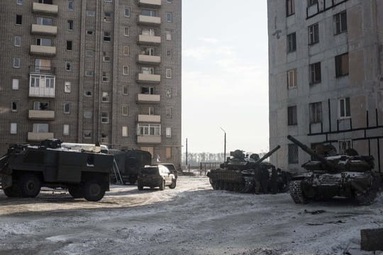 In der Ostukraine bekämpfen sich seit vier Jahren ukrainische Regierungseinheiten und prorussische Separatisten.