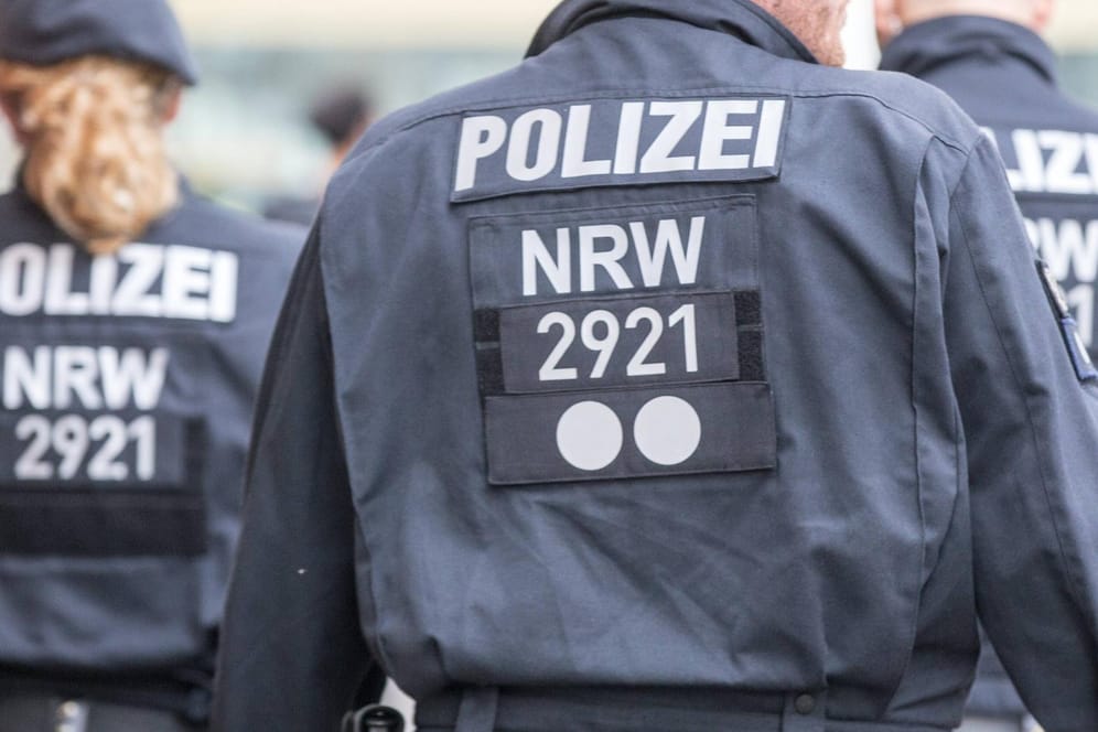 Nordrhein-westfälische Polizeibeamte: Das geplante neue Polizeigesetz in NRW orientiert sich am jüngst verschärften bayerischen Polizeirecht.