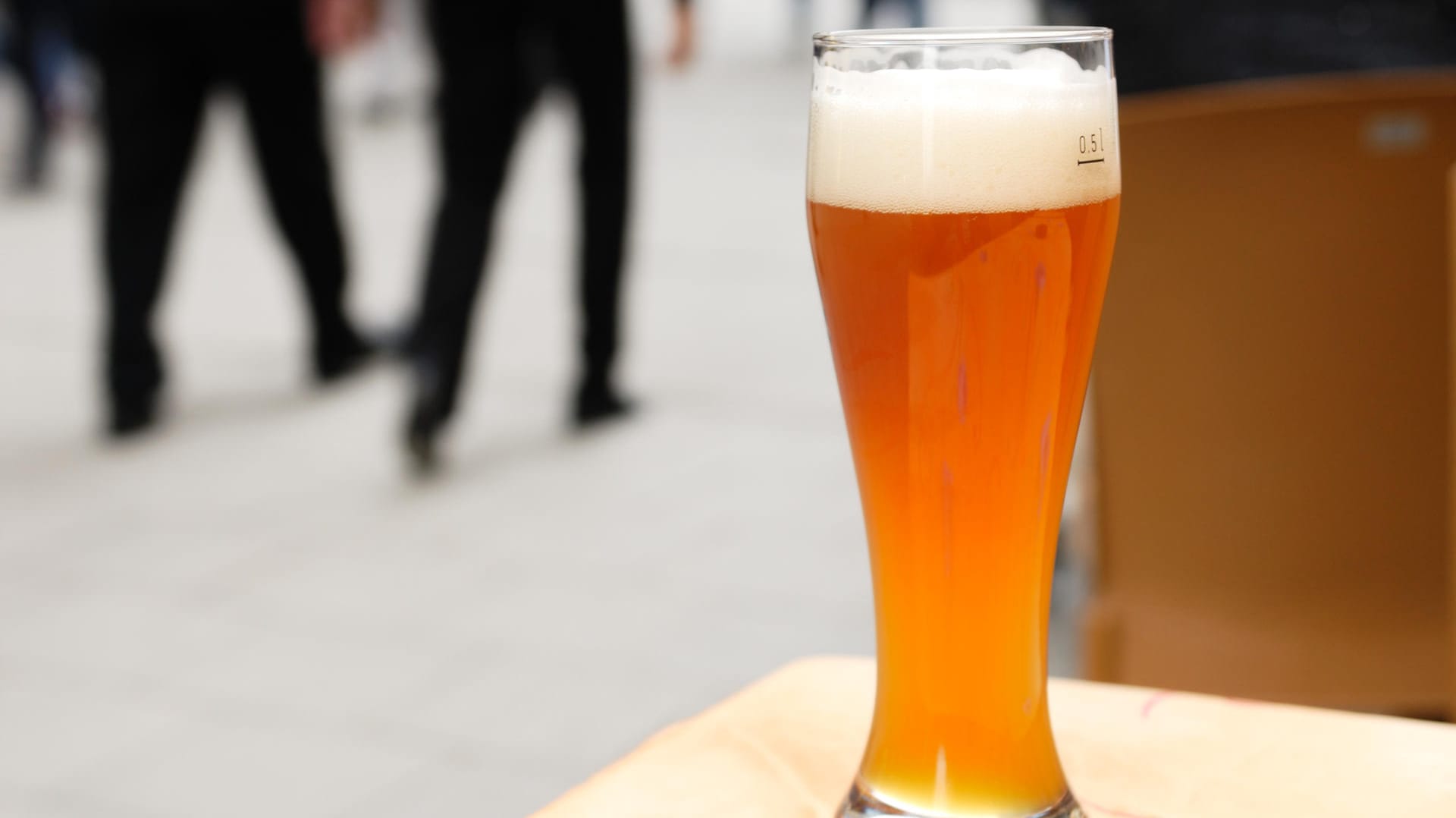 Hefeweizen: Das bei Penny verkaufte "Adelskronen Hefeweizen" enthält doch Alkohol.