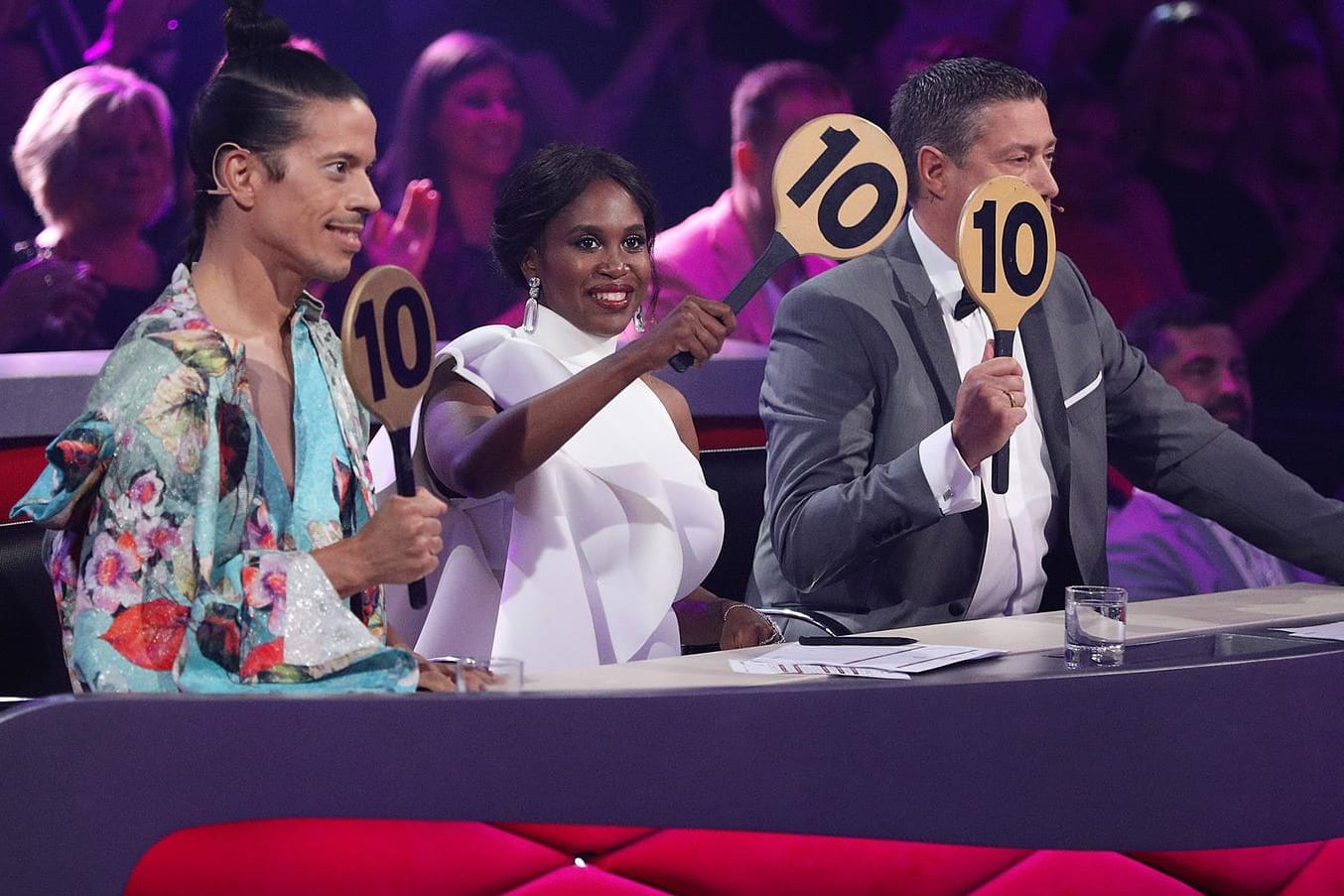 Jorge González, Motsi Mabuse und Joachim Llambi: Sie sitzen seit Jahren gemeinsam in der "Let's Dance"-Jury – mit Skandalen haben sie eher weniger am Hut.