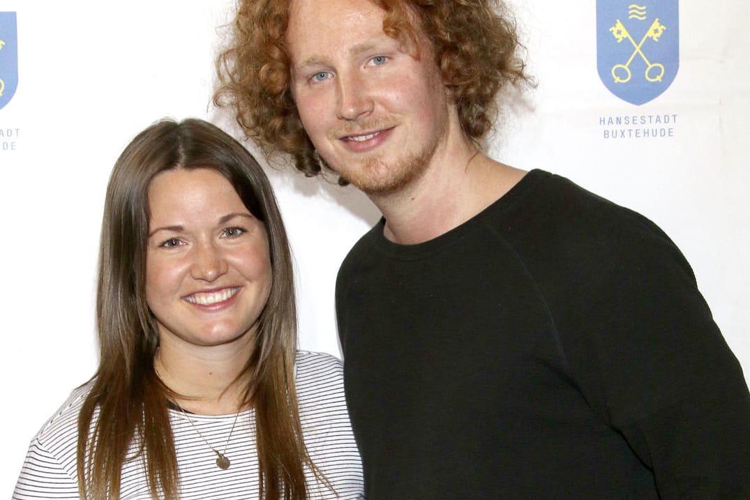 Haben "Ja" gesagt: ESC-Star Michael Schulte und Katharina Mayer.