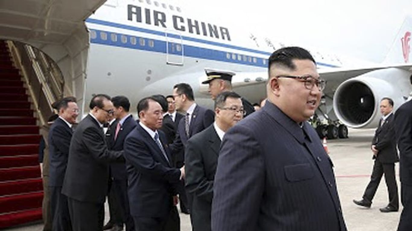 Nordkoreas Machthaber Kim Jong Un kommt in Singapur an.