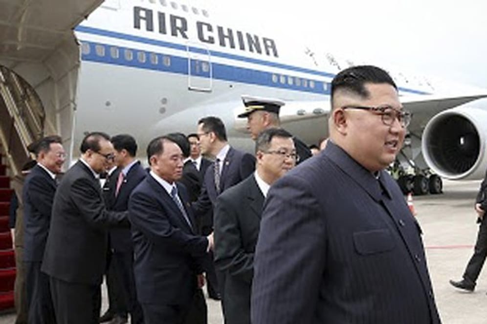 Nordkoreas Machthaber Kim Jong Un kommt in Singapur an.