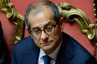 Italiens neuer Finanzminister Giovanni Tria: Seine Positionen zum Euro scheinen nicht mehr ganz so radikal.