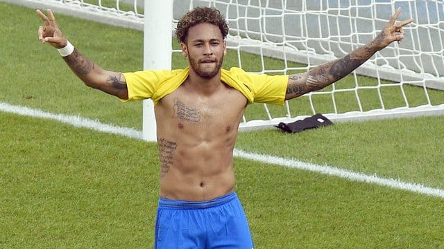 Brasiliens Superstar Neymar jubelt nach seinem Treffer 2:0 gegen Österreich.