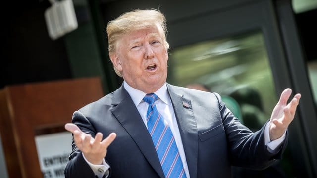 Attackiert Deutschland erneut wegen seiner geringen Verteidigungsausgaben: US-Präsident Trump. Attackiert Deutschland erneut wegen seiner geringen Verteidigungsausgaben: US-Präsident Trump.