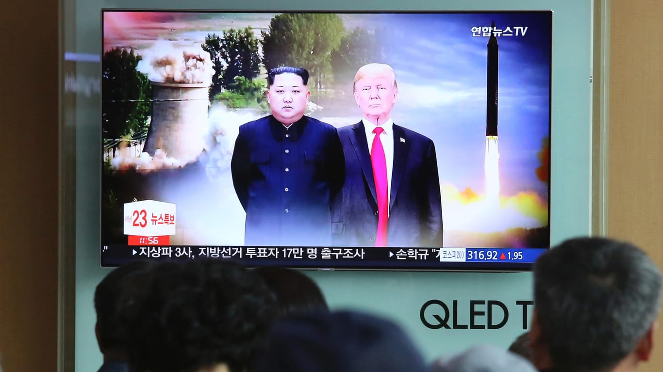 Eine Fotomontage von Kim Jong Un und Donald Trump im südkoreanischen Fernsehen: Ihr Treffen kann die Zukunft von Ostasien verändern.