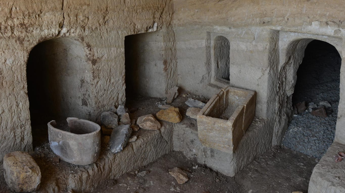 Tiberias in Israel: Bauarbeiter entdeckten eine rund 2000 Jahre alte Grabkammer am See Genezareth.