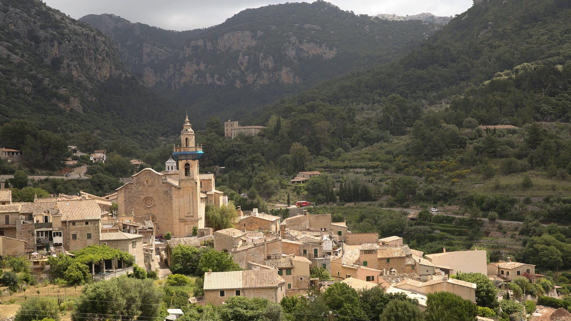 Beliebteste Insel der Deutschen bleibt Mallorca: Das Bergdorf Valldemossa liegt im Nordwesten und weit weg von Ballermann und Co.