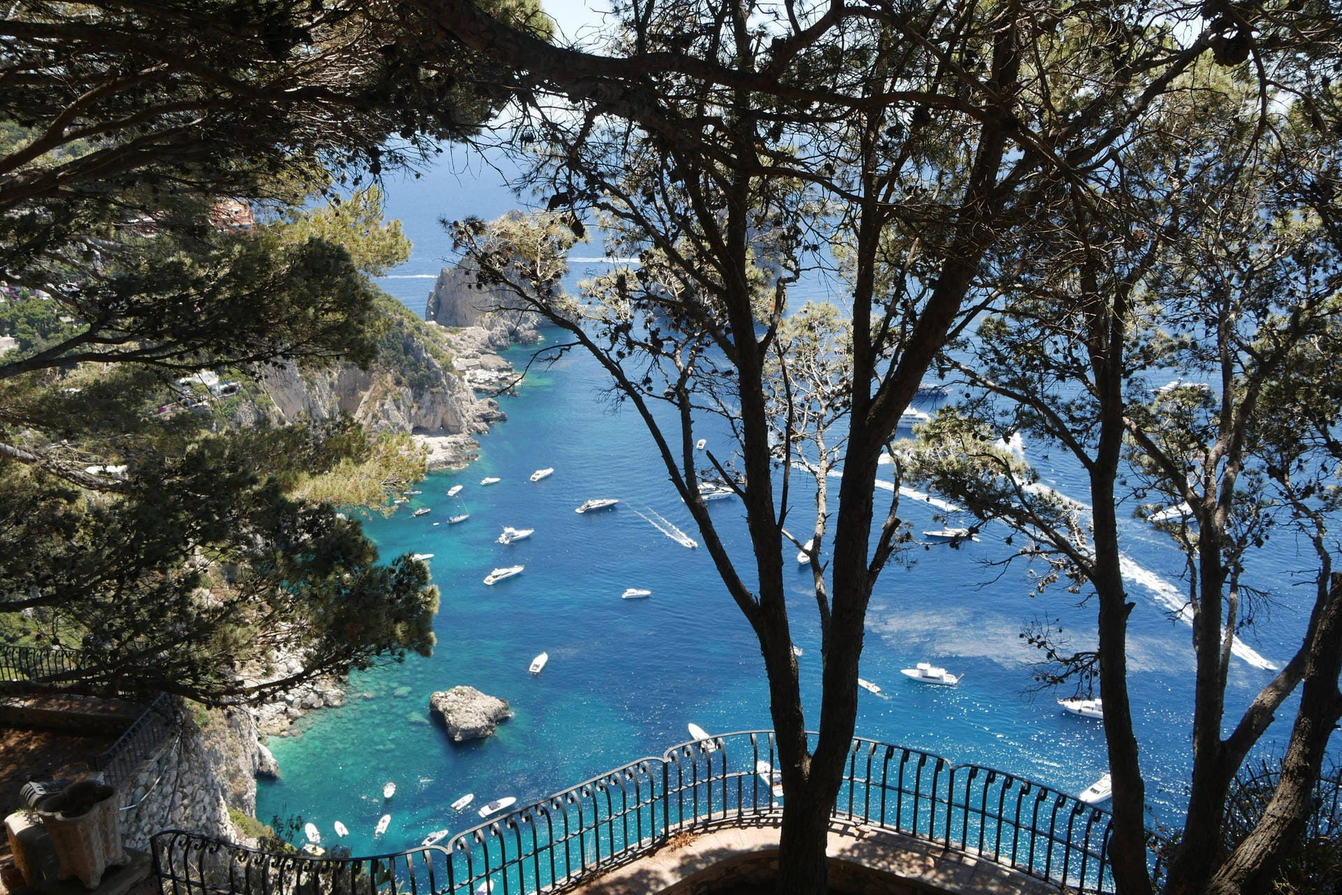 Sehnsuchtsort Capri: am Belvedere Cannone trafen sich die Maler.