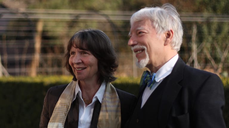 Die Kulturwissenschaftler Aleida Assmann (l) und Ehemann Jan Assmann: Das Ehepaar erhält gemeinsam den diesjährigen Friedenspreis des Deutschen Buchhandels.