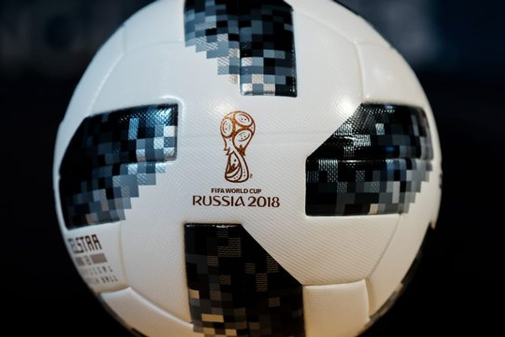 Spielgerät bei der WM in Russland: Der Telstar 18 von adidas.