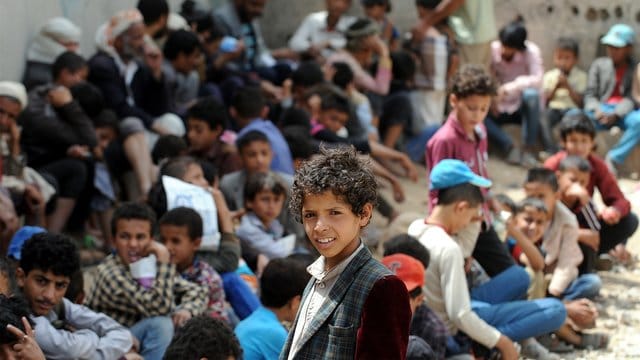 Die aktuelle Nahrungskrise im Jemen könnte sich zu einer Hungersnot ausweiten, wenn die Hilfslieferungen ausbleiben. Die aktuelle Nahrungskrise im Jemen könnte sich zu einer Hungersnot ausweiten, wenn die Hilfslieferungen ausbleiben.