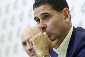 Als Spieler machte er 439 Spiele für Real Madrid, zuletzt war er Sportdirektor des spanischen Verbandes: Fernando Hierro.