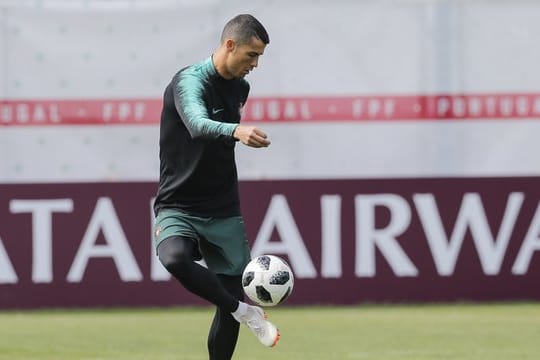 Cristiano Ronaldo trifft mit Portugal auf Real-Legende Hierro.