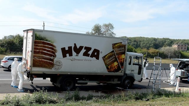 Der abgestellte Lkw mit den Leichen der Flüchtlinge war am 27.