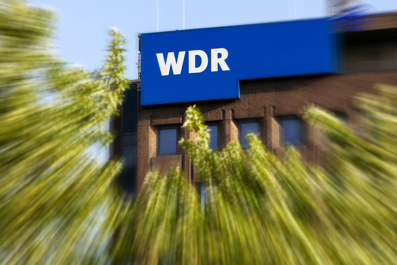 Der Westdeutsche Rundfunk in Köln: Verlage und öffentlich-rechtliche Sender haben ihren Streit um ihre Online-Inhalte beigelegt.