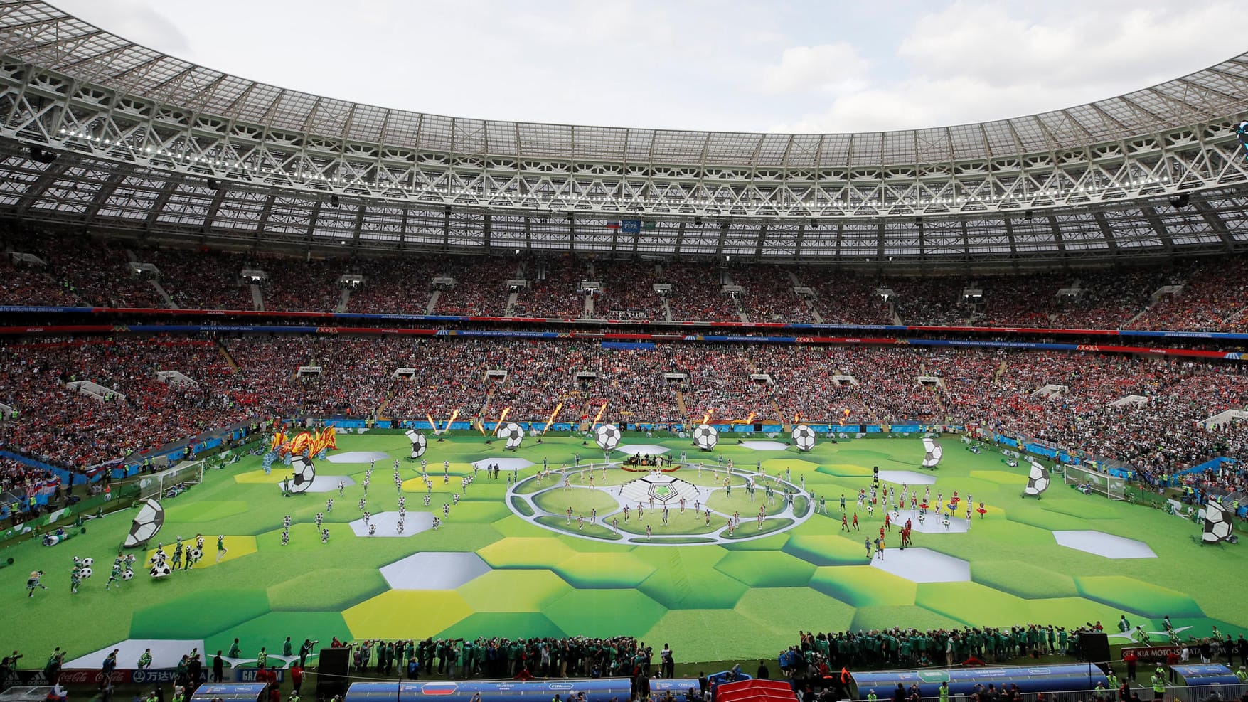 Das Stadion kurz vor dem Auftritt von Robbie Williams.