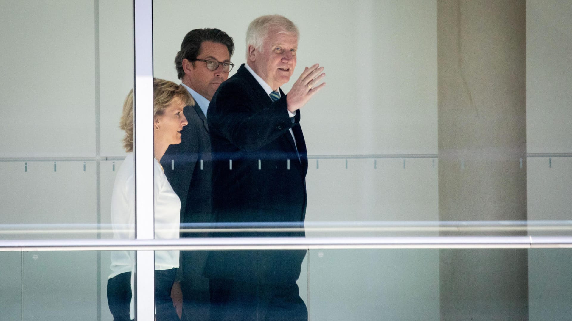 Innenminister Horst Seehofer und Verkehrsminister Andreas Scheuer: In einer Sondersitzung stritten CDU und CSU getrennt über den Migrationsplan des Innenministers.