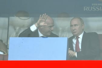 Fifa-Chef Infantino mit Russlands Präsident Putin: Wen werden sie in den kommenden Wochen als Gäste begrüßen?