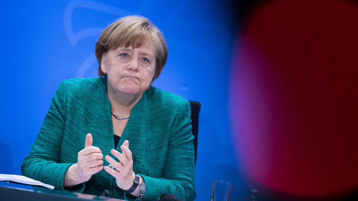 Angela Merkel nach der Konferenz der Ministerpräsidenten-Konferenz: Die Kanzlerin bekräftigte auch hier ihre Position im Asylstreit mit der CSU.