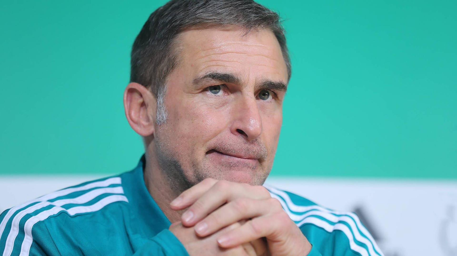 Erfolgreich in verschiedenen Positionen: Als Trainer holte Stefan Kuntz 2017 mit der deutschen U21 den EM-Titel, als Spieler wurde er Deutscher Meister und zweimal Bundesliga-Torschützenkönig. Erfolgreich in verschiedenen Positionen: Als Trainer holte Stefan Kuntz 2017 mit der deutschen U21 den EM-Titel, als Spieler wurde er Deutscher Meister und zweimal Bundesliga-Torschützenkönig.