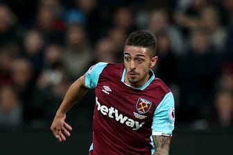 Manuel Lanzini ist erfolgreich am rechten Knie operiert worden.