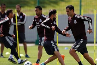 Die mexikanische Nationalmannschaft trainiert vor dem WM-Auftaktspiel gegen Deutschland unter Ausschluss der Öffentlichkeit.