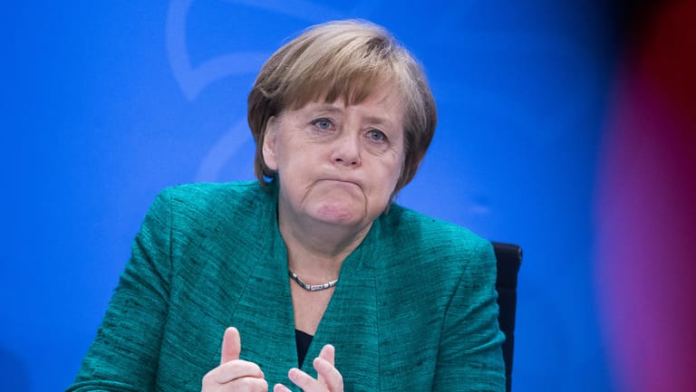 Schwere Zeiten für Angela Merkel: Für die Kanzlerin geht es im Asylstreit darum, ein Auseinanderbrechen der Koalition zu verhindern.