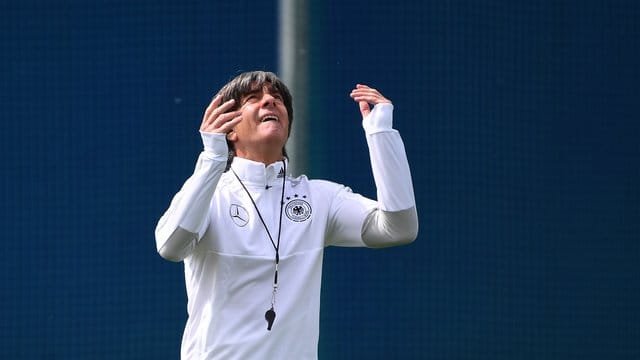 Joachim Löw bestimmt im DFB-Tross jede Kleinigkeit.