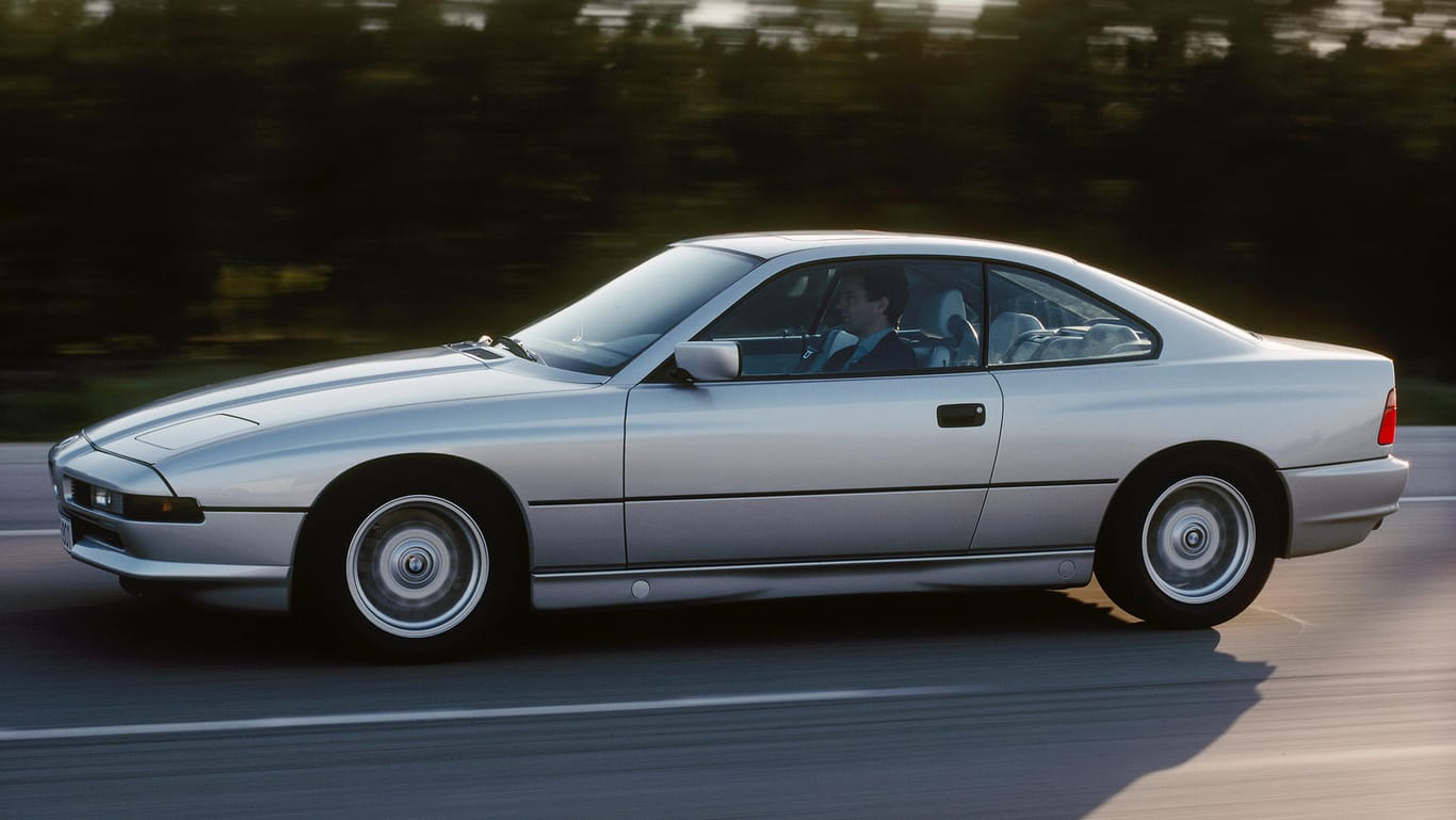 Der Ur-Achter: Schon 1989 brachte BMW ein Luxus-Coupé auf den Markt, das erst jetzt seinen Nachfolger bekommt. Das Modell war nicht besonders erfolgreich und ist heute kaum noch zu finden.