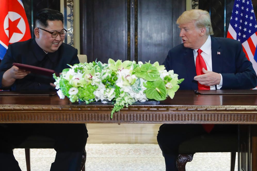 Kim Jong Un, Donald Trump in Singapur: Welche Zusagen hat Kim gemacht?
