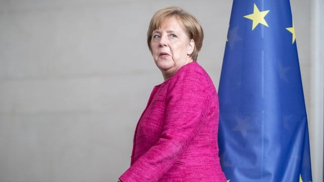 Kanzlerin Merkel sucht in der Flüchtlingspolitik eine Lösung auf europäischer Ebene. Kanzlerin Merkel sucht in der Flüchtlingspolitik eine Lösung auf europäischer Ebene.