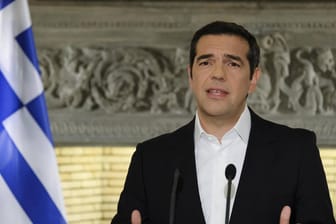 Alexis Tsipras: Der griechische Regierungschef wirbt für die von den Euro-Partnen in Aussicht gestellten Schuldenerleichterungen.