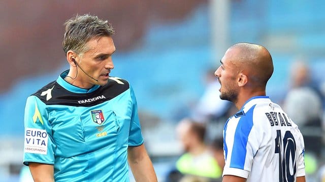 Der Italiener Massimiliano Irrati besitzt Erfahrungen aus der Serie A im Umgang mit dem Videobeweis. Der Italiener Massimiliano Irrati besitzt Erfahrungen aus der Serie A im Umgang mit dem Videobeweis.