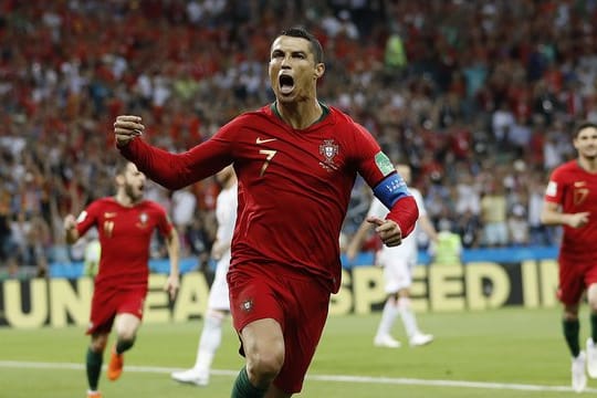 Cristiano Ronaldo erzielt gleich im ersten WM-Spiel drei Tore.