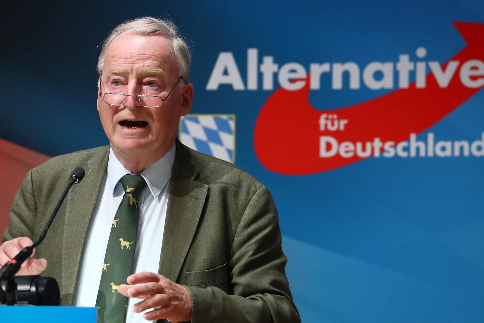 Alexander Gauland: Partei- und Fraktionsvorsitzender der AfD im Bundestag, spricht während des Landesparteitags der AfD Bayern.